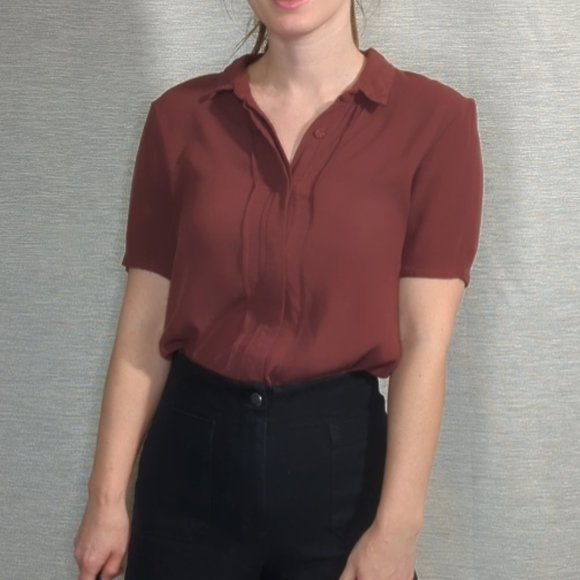 Short Sleeve button front blouse - Picture 5 of 10